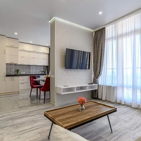 Комфортные Апартаменты 36 Жемчужина Odessa Eksteriør billede
